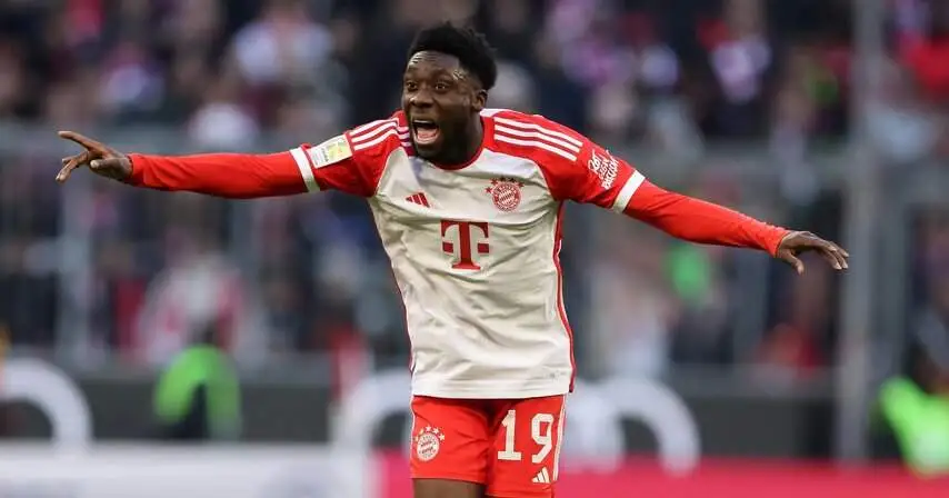 Transfer Rumor: Alphonso Davies Linked With a Move to Manchester United