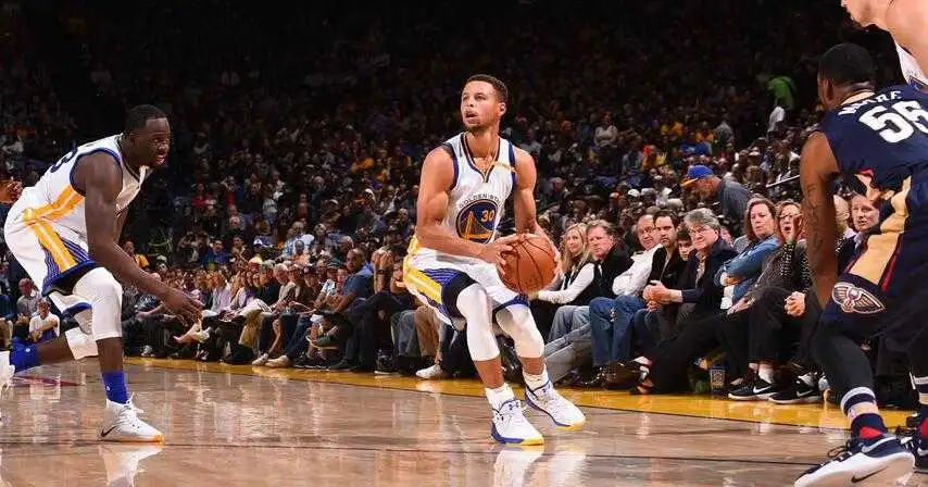 On This Day: Stephen Curry Makes History With Record-Breaking 13 Threes Against the New Orleans Pelicans